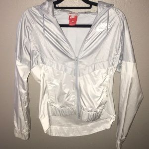 Nike sportswear windrunner
